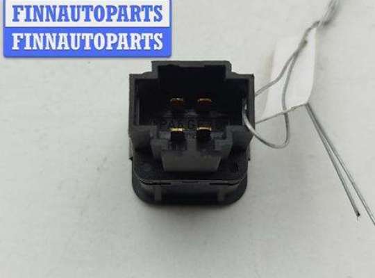 купить Кнопка открывания лючка топливного бака на Volkswagen Passat B5