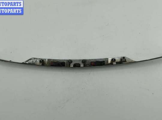 Накладка подсветки номера OP2405755 на Opel Astra H (2004-2009)