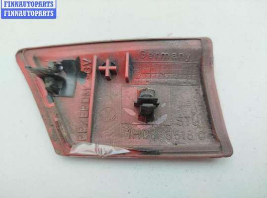 купить Молдинг крыла переднего правого на Volkswagen Golf-3