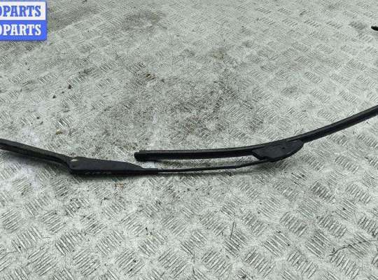 купить Щеткодержатель (поводок стеклоочистителя) передний на Renault Kangoo I (1998-2008)