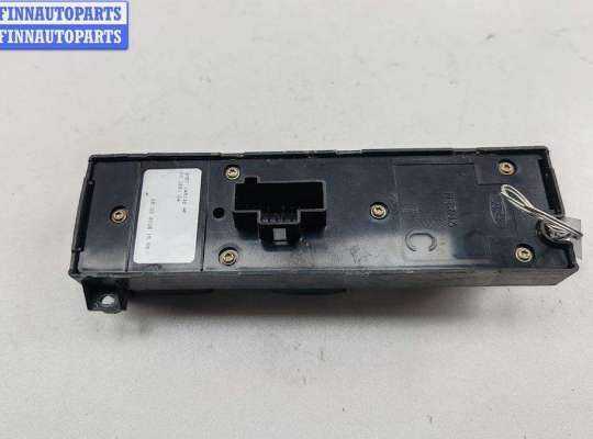 Блок управления стеклоподъёмниками на Ford Focus II