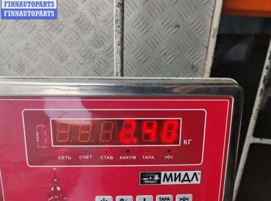 купить Обшивка двери передней левой (дверная карта) на Ford Mondeo III (2000-2007)