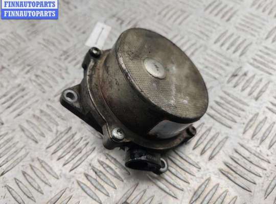 купить Насос вакуумный на Volkswagen Passat B5+ (GP)
