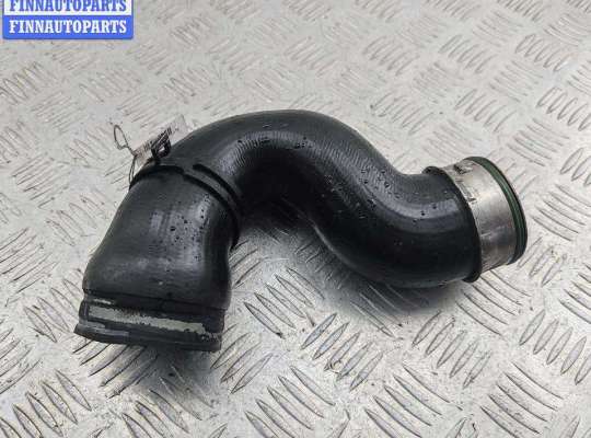 купить Патрубок интеркулера на Volkswagen Passat B6