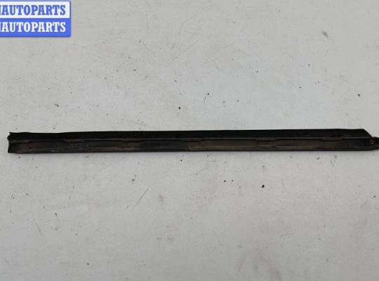 купить Молдинг двери задней правой на Audi A4 B5 (1994-2001)