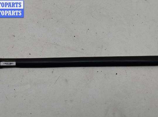 купить Молдинг двери задней правой на Audi A4 B5 (1994-2001)