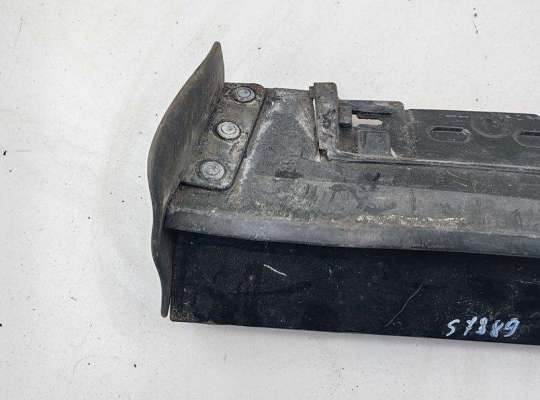 купить Накладка на порог наружная левая на Mazda 3 (2018- ) BP