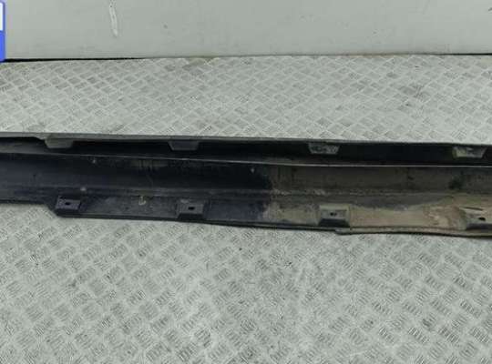 купить Накладка на порог наружная левая на Ford Focus III (2011-2018)