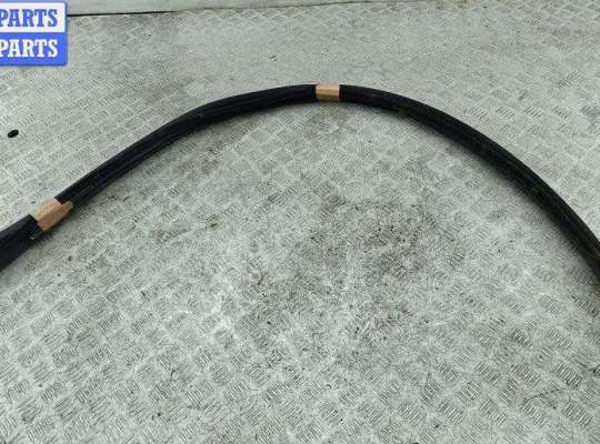 купить Молдинг крыши на Volkswagen Bora