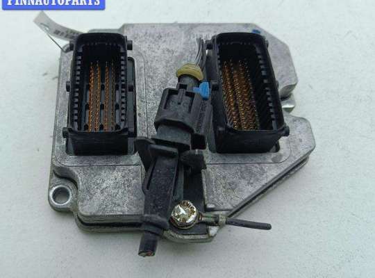 купить Блок управления двигателем (ДВС) на Opel Vectra C (2002-2008)