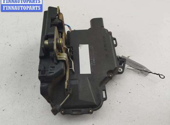 Купить Замок двери задней левой на Volkswagen Passat B5 Замок двери задней левой VG2587312 на Volkswagen Passat B5