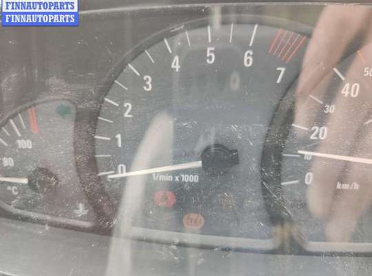 Щиток приборов на Opel Omega B