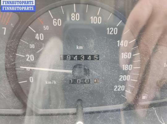 Щиток приборов на Opel Omega B
