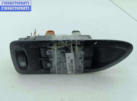купить Блок кнопок управления стеклоподъемниками на Renault Laguna II (2001-2007)