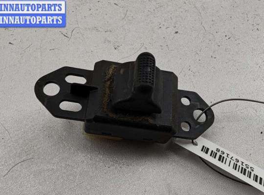 купить Кнопка центрального замка на Chrysler Voyager (2001-2007)