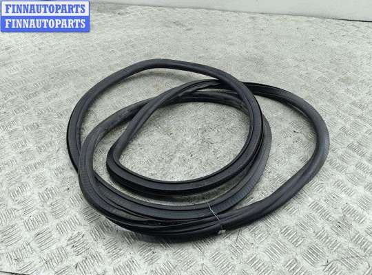 купить Уплотнитель двери передней левой на Mercedes Vito-2 / Viano W639 (2003-2014)