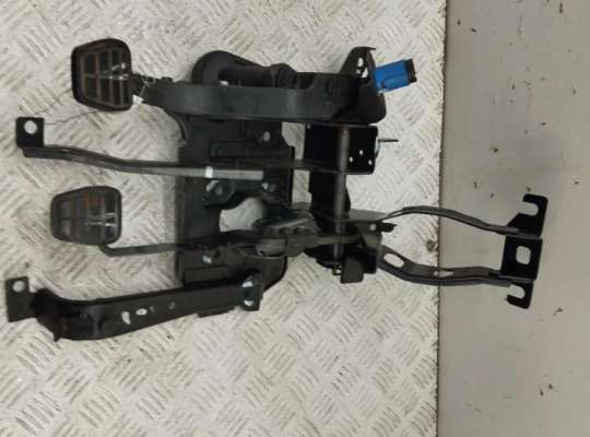Купить Узел педальный на Volkswagen Sharan (2000-2010) Узел педальный VG2634545 на Volkswagen Sharan (2000-2010)