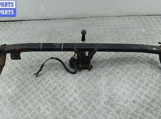 купить Прицепное устройство на Peugeot 407