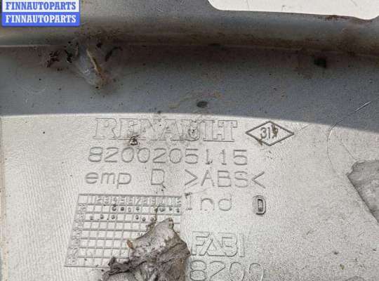 купить Накладка двери (крышки) багажника на Renault Scenic II (2003-2009)