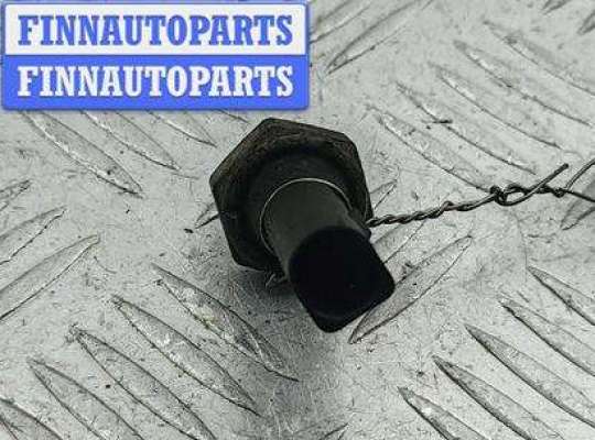 купить Датчик давления масла на Volkswagen Passat B5