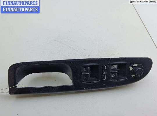 Кнопка стеклоподъемника переднего левого VG1777703 на Volkswagen Passat B6