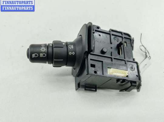 Переключатель поворотов RN1570967 на Renault Scenic II (2003-2009)