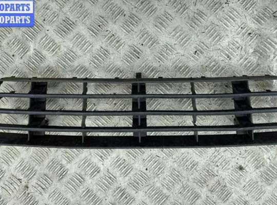 купить Решётка (заглушка) в бампер на Audi A6 C5 (1997-2005)