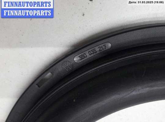 купить Накладка двери передней левой на Volkswagen Passat B5