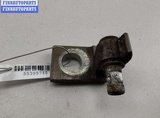 Петля двери задней левой SK536975 на Skoda Yeti
