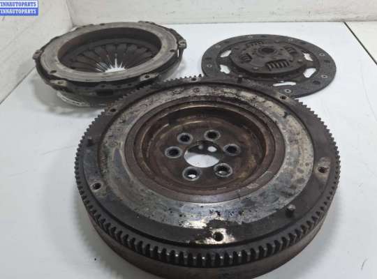 купить Маховик на Skoda Roomster