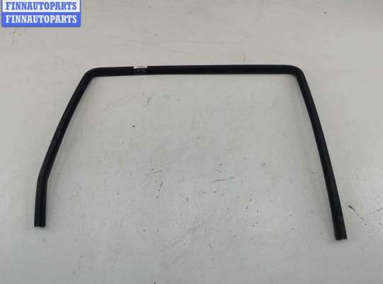 купить Уплотнитель двери задней правой на Ford Galaxy (2000-2006)