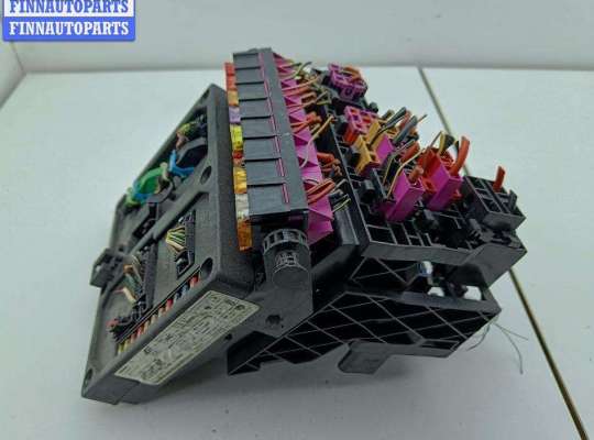 купить Блок предохранителей на Ford Galaxy (2000-2006)