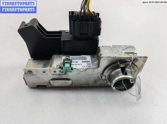 Замок двери передней правой FO1864258 на Ford Tourneo Connect