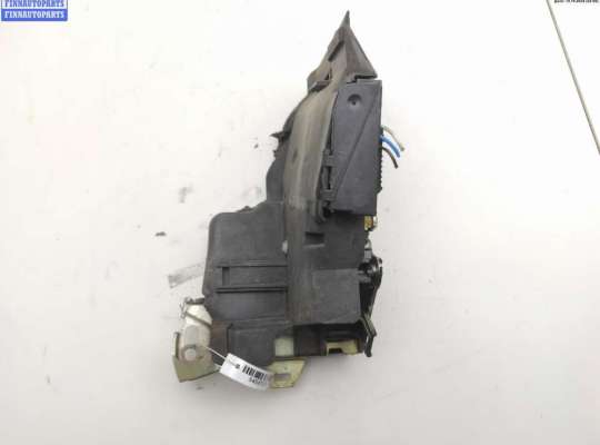 Замок боковой двери на BMW 5 (E39)