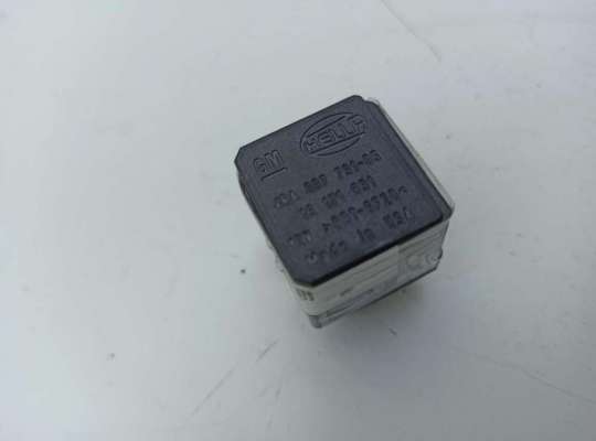 Купить Реле (прочие) на Opel Zafira B (2004-2014) Реле (прочие) OP2211399 на Opel Zafira B (2004-2014)