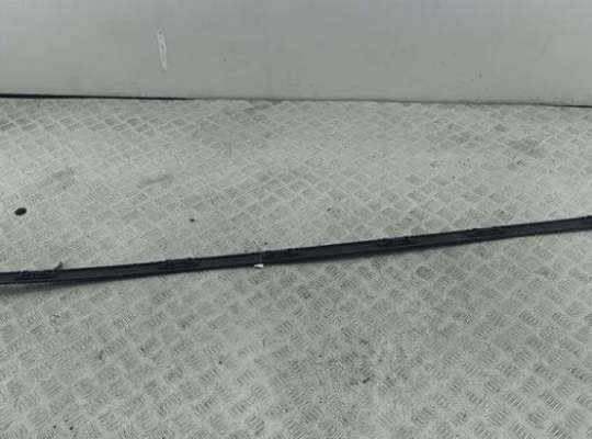 купить Молдинг крыши на Ford Focus III (2011-2018)