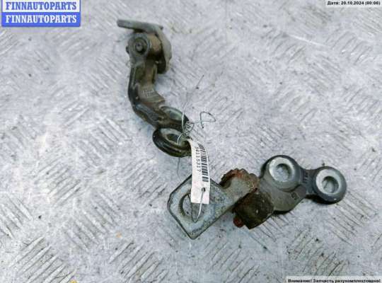 купить Петля двери передней правой на Ford Focus I (1998-2005)