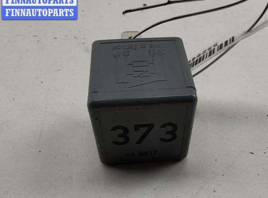 Реле бензонасоса AU1668937 на Audi Q7 4L (2005-2015)