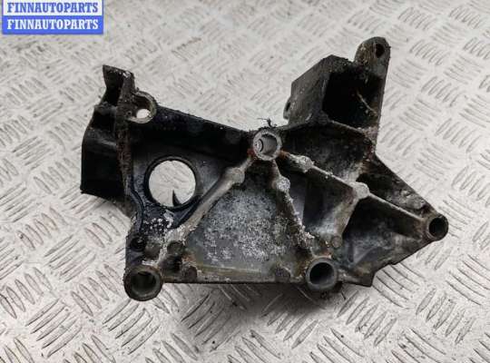 Кронштейн прочее на Ford Focus I