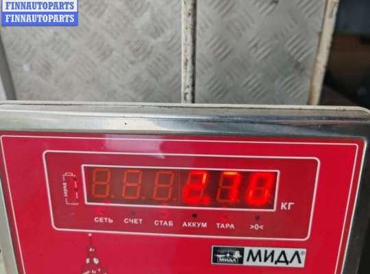 купить Стекло двери задней правой на Volkswagen Golf-4