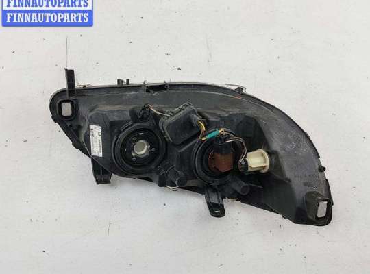 Фара передняя на Opel Zafira A