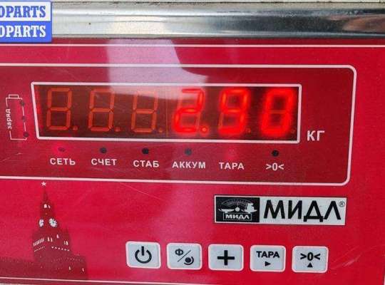 купить Обшивка двери передней правой (дверная карта) на Ford Focus II (2004-2011)