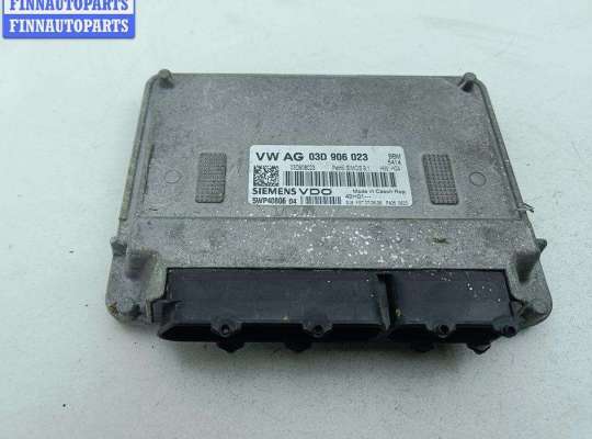 Блок управления двигателем (ДВС) SK496202 на Skoda Fabia mk2 (5J)