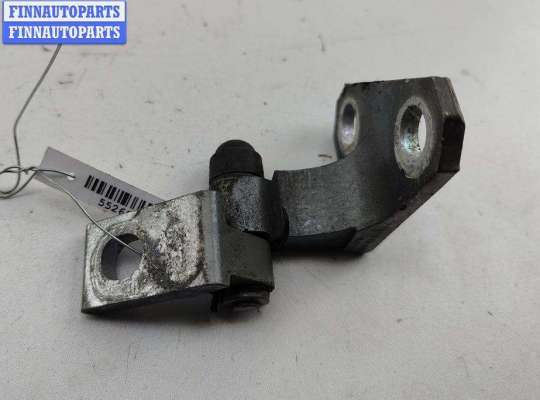 купить Петля двери передней левой на Volkswagen Passat B6