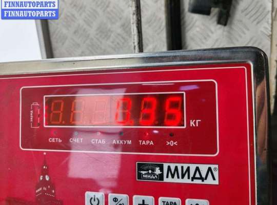 купить Петля двери передней левой на Volkswagen Passat B6