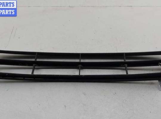 купить Решётка (заглушка) в бампер на Skoda Fabia mk1 (6Y)