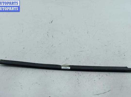 купить Молдинг стекла двери передней левой наружный на Opel Astra H (2004-2009)