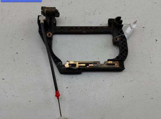 купить Корпус (держатель) ручки двери задней левой на BMW 5 E39 (1995-2003)