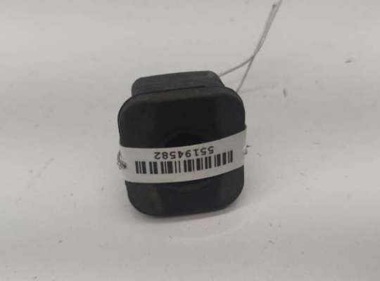 купить Кронштейн радиатора на Audi A6 C6 (2004-2011)