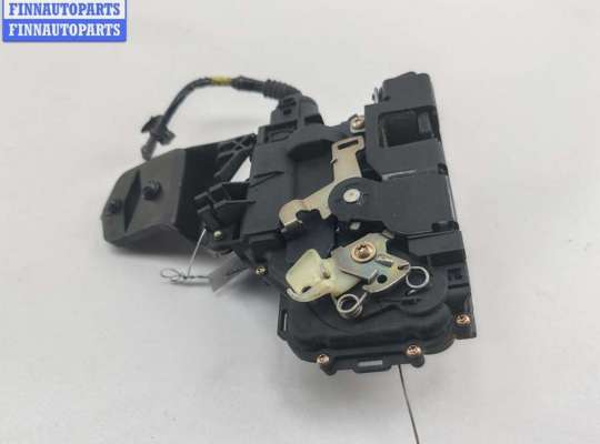 купить Замок двери передней левой на Volkswagen Passat B5